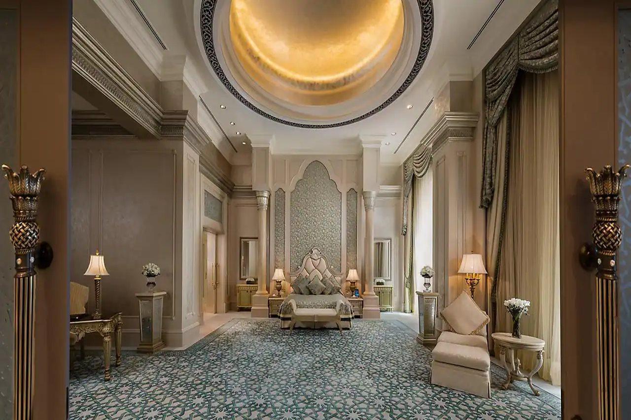 Emirates Palace в Абу Даби